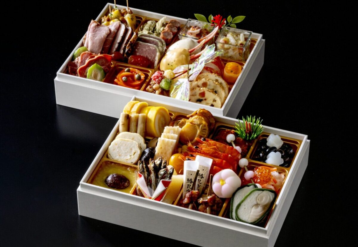 ANAクラウンプラザホテル広島の限定和洋おせち二段重